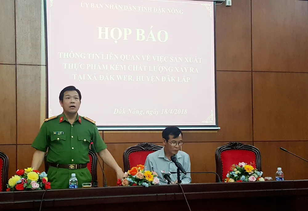 Họp báo vụ cà phê trộn lõi pin: Chưa xác định sản phẩm có phải là thực phẩm hay không ảnh 4