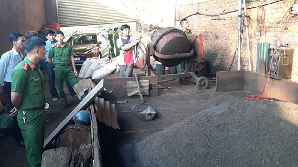 Họp báo vụ cà phê trộn lõi pin: Chưa xác định sản phẩm có phải là thực phẩm hay không ảnh 5