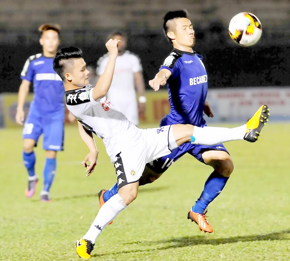 Hết thời của các ông bầu bóng đá? - Bài 3: Cần một thế hệ ông bầu mới ảnh 1