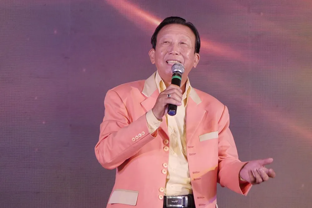 Chương trình ca nhạc đặc biệt và giao lưu “Như hoa không tên“ ảnh 6