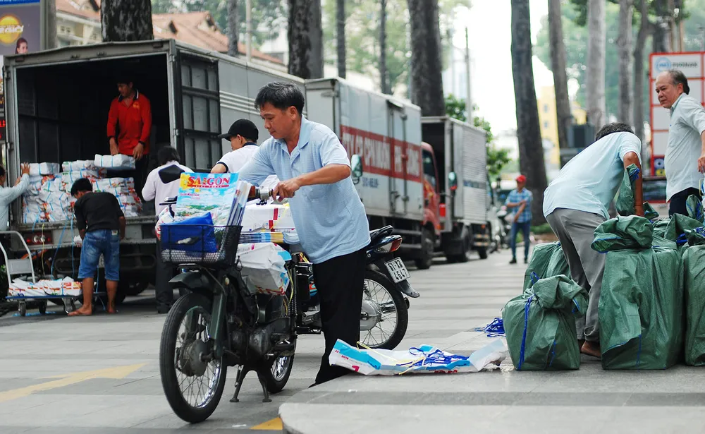 Nghề báo trên từng chặng đường tác nghiệp ảnh 14