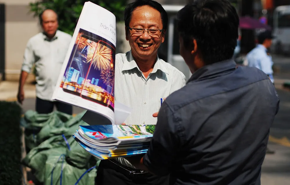 Nghề báo trên từng chặng đường tác nghiệp ảnh 17