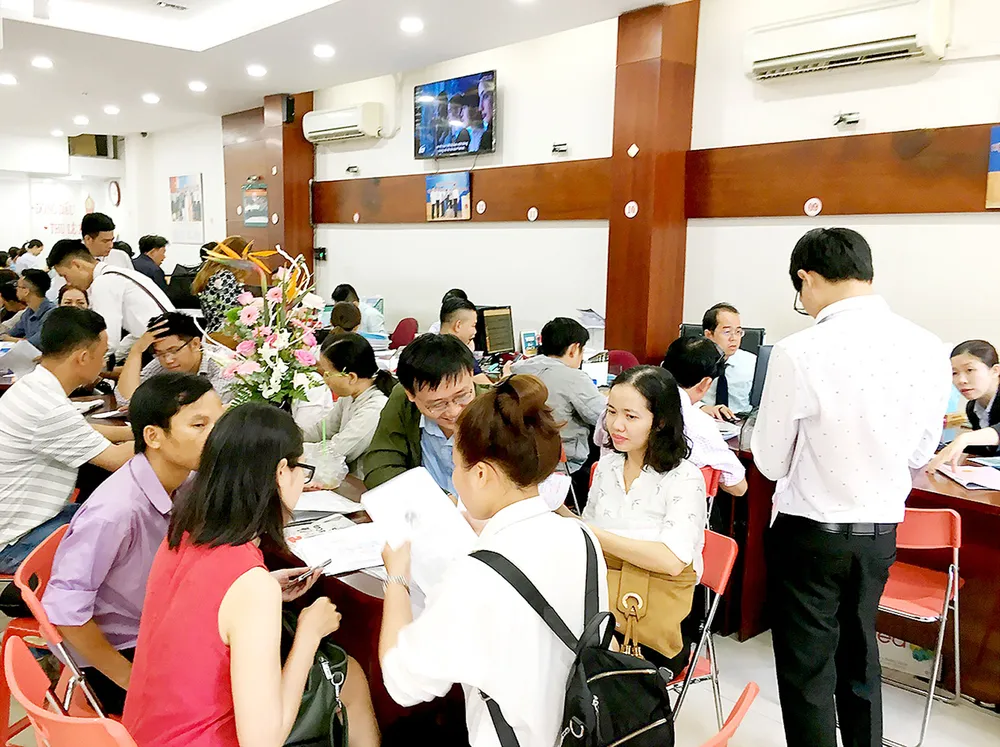 Biến tướng hoạt động công chứng - Bài 2: Độc quyền, một bước lùi trong cải cách hành chính ảnh 1