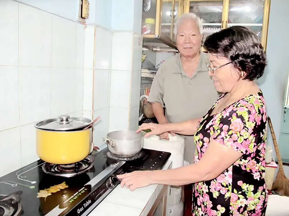 Khó giám sát cán bộ, đảng viên ở khu dân cư ảnh 1