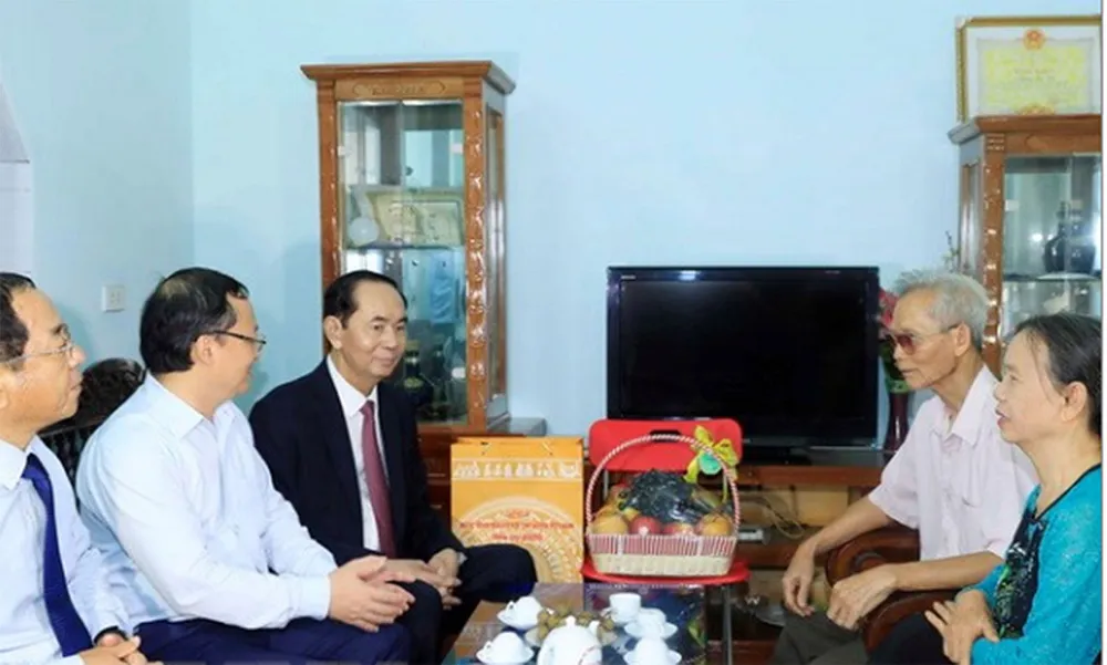 Chủ tịch nước Trần Đại Quang thăm và làm việc tại tỉnh Hưng Yên  ảnh 2