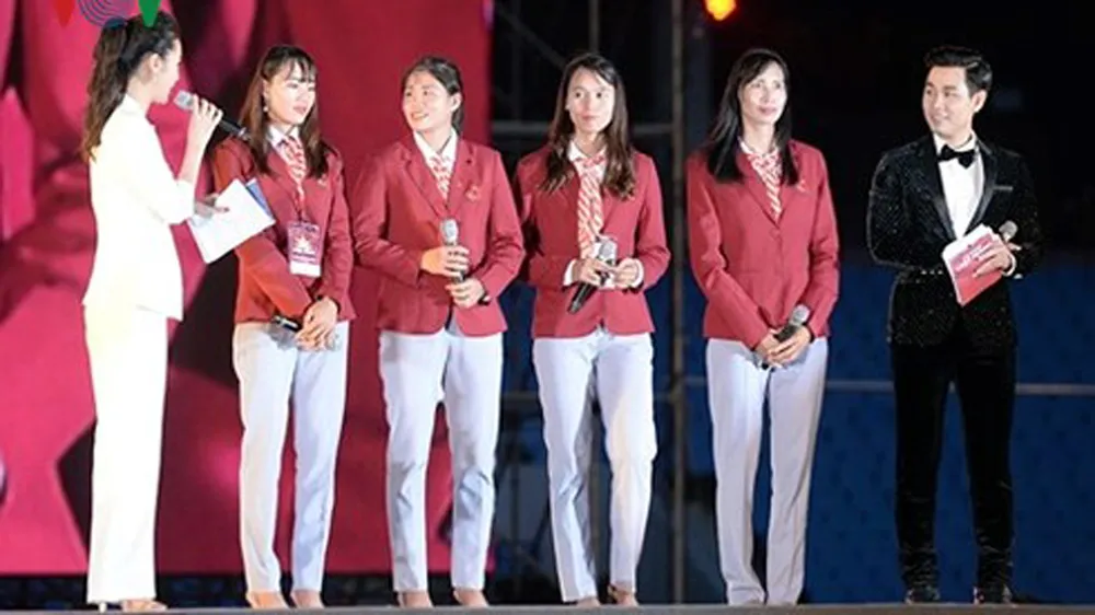 HLV Park Hang-seo: “Chúng tôi sẽ nỗ lực để giành chiến thắng ở AFF Cup“ ảnh 8