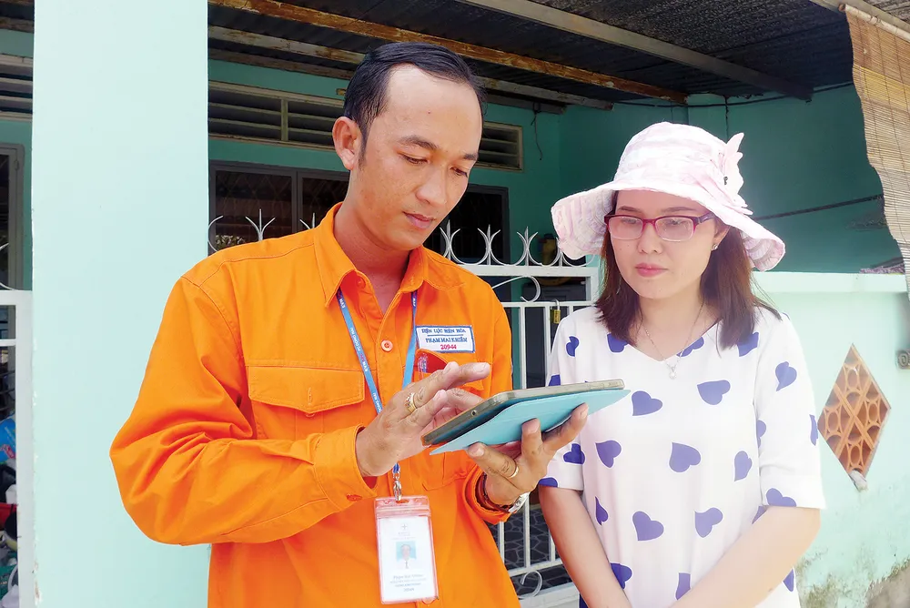 Tổng Công ty Điện lực miền Nam (EVN SPC): Đẩy mạnh chăm sóc khách hàng ảnh 2