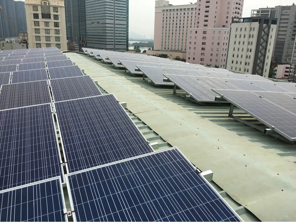 Chạy đua đầu tư điện mặt trời ảnh 1