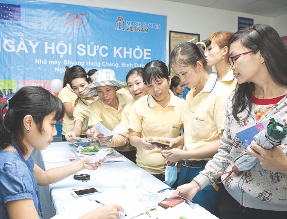 本市各工業區向工人提供保健諮詢。（資料圖：互聯網）