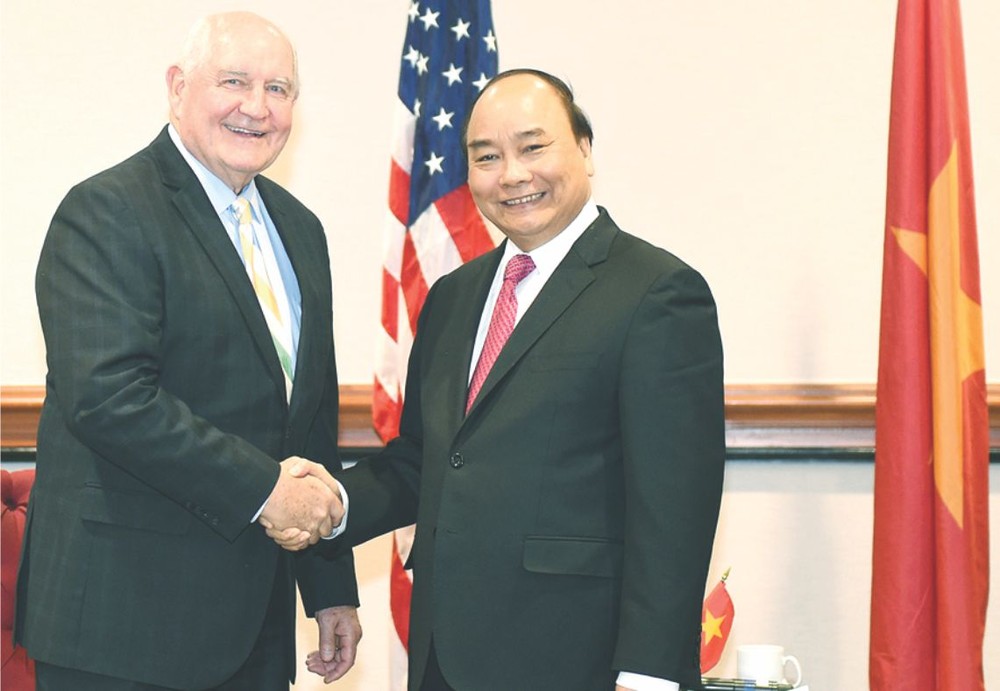 今日政府總理阮春福與美國總統特朗普會晤 ảnh 1