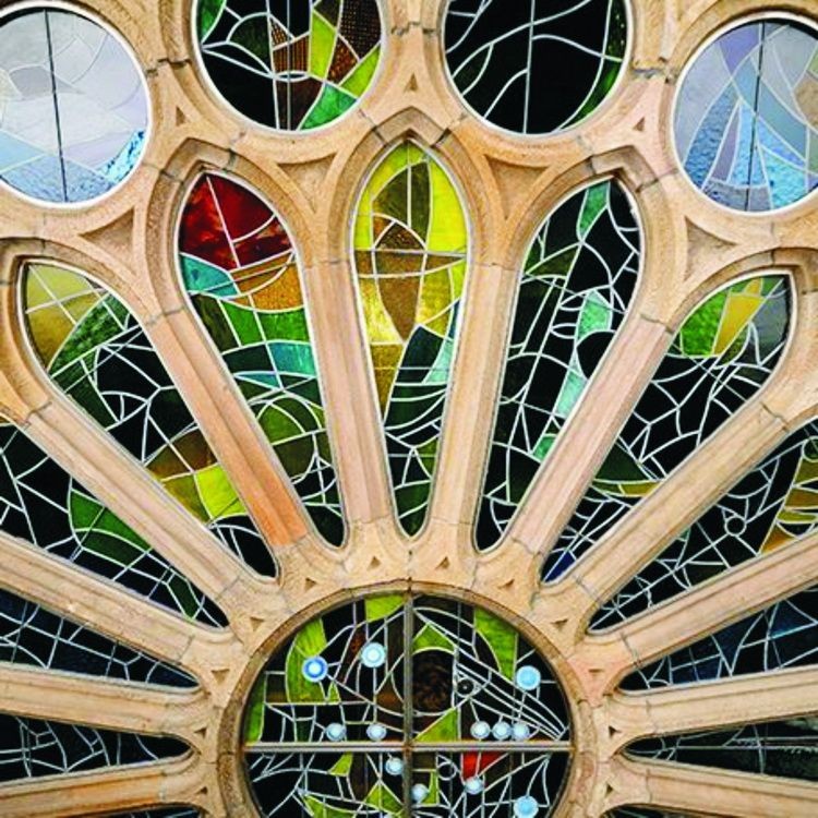 巴塞羅那神秘的聖家大教堂 ảnh 1