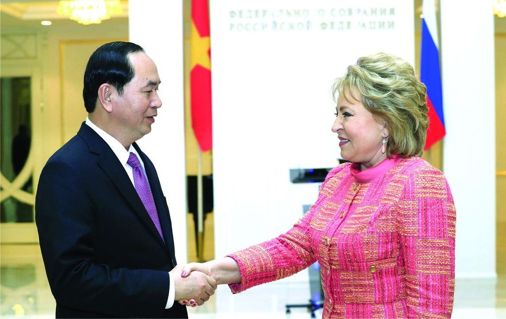 國家主席陳大光會見俄羅斯聯邦委員會主席馬特維延科。（圖源：越通社）