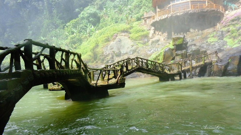 有淒美愛情故事的Dambri 瀑布 ảnh 3