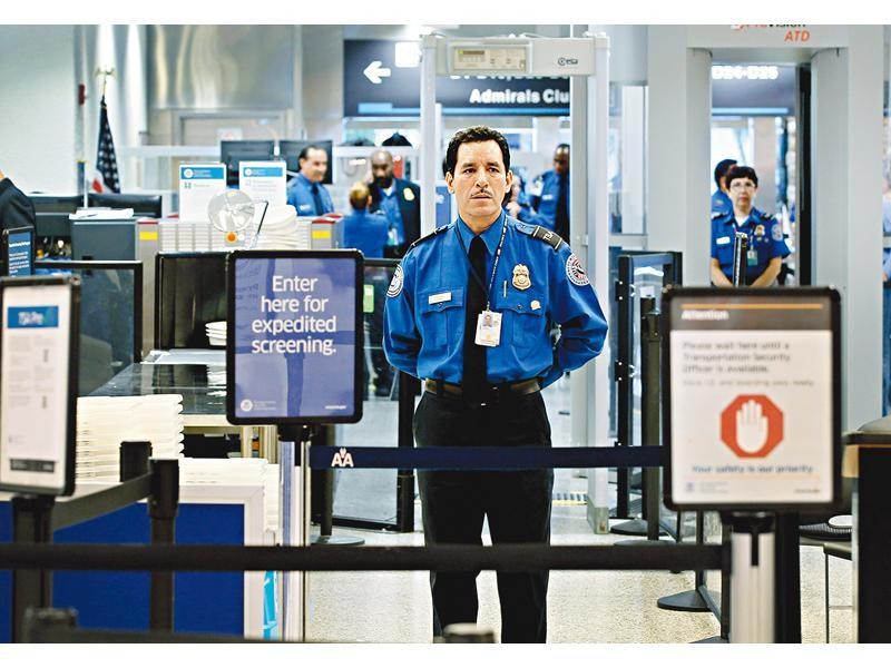 美國國土安全部發佈通知，提升所有乘坐航班進入美國。（示意圖源：互聯網）