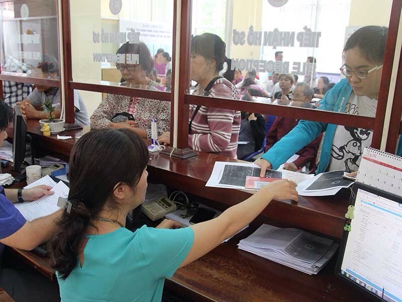 在市司法廳辦理司法履歷證書手續。