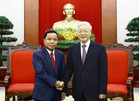 阮富仲總書記接見老撾黨中央辦公廳主任坎潘。(圖源：越通社)