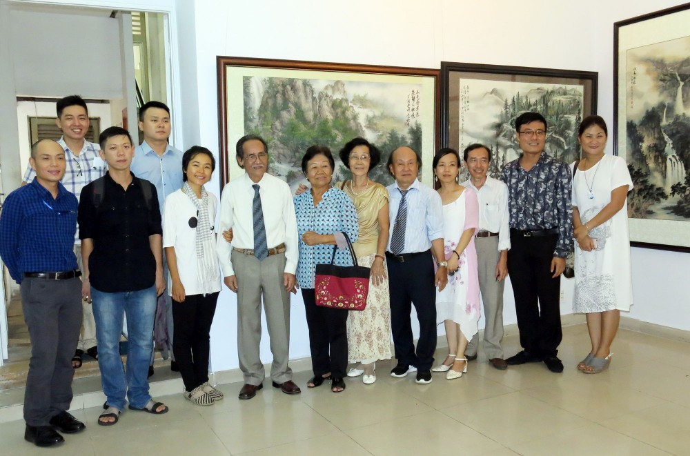 華人美術展覽多姿多彩 ảnh 1