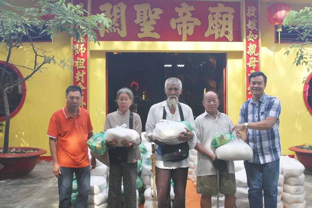 華人社團盂蘭節博愛互助 ảnh 1