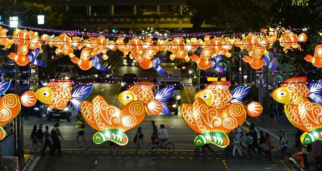 新加坡唐人街千盞復古綵燈迎中秋 ảnh 1