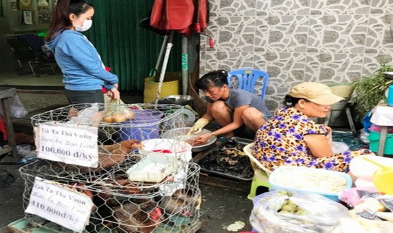 市面還有很多商販非法屠宰家禽。