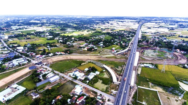 圖為濱瀝-隆城高速路一瞥。（圖源：光定）