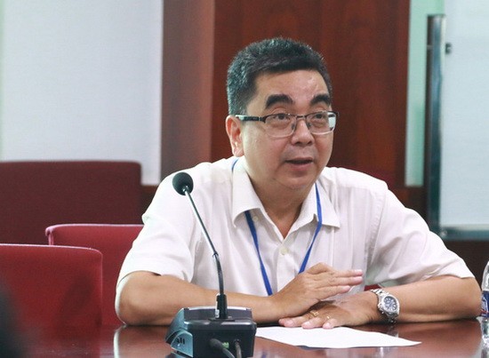 圖為阮玉殿副教授。