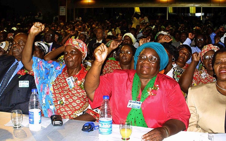 津巴布韋執政黨要穆加貝辭職。（圖源：互聯網）