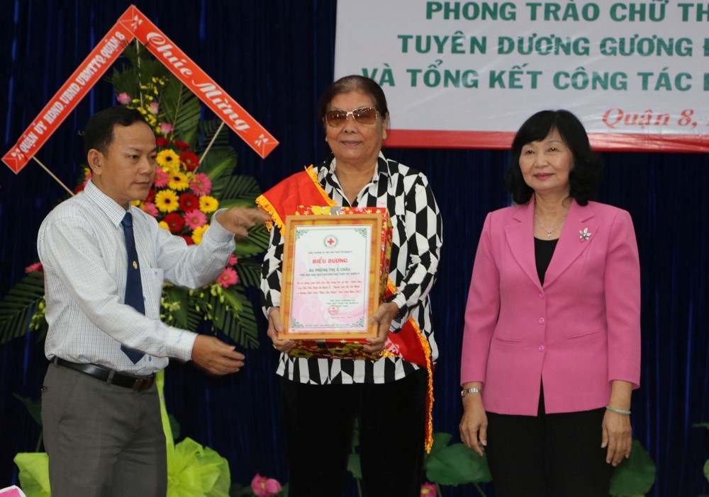 第五及八郡紅十字會舉行聚會 ảnh 1