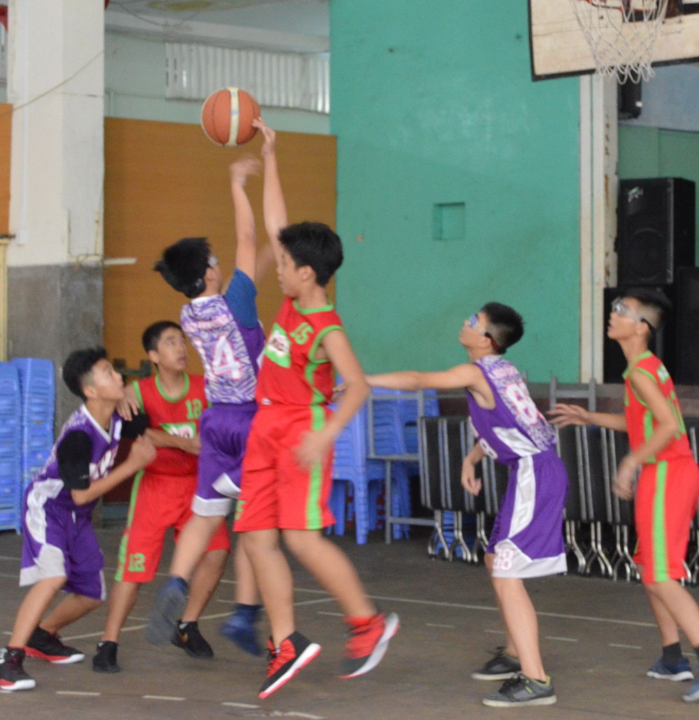 麥劍雄校際籃球公開賽