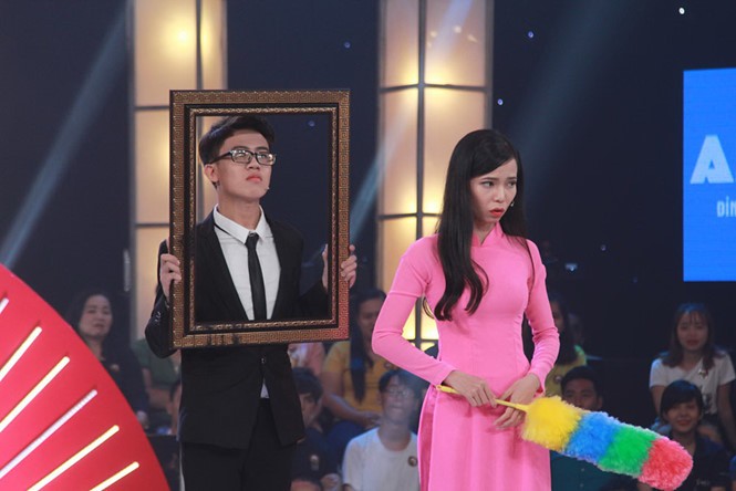 考生參加二〇一七挑戰諧星節目。