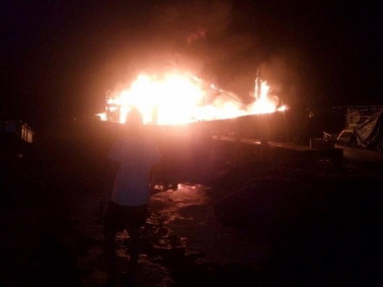 編號QNg 95409 TS漁船於本月1日晚上9時30分許發生火警，造成近30億元損失。（圖源：TC）