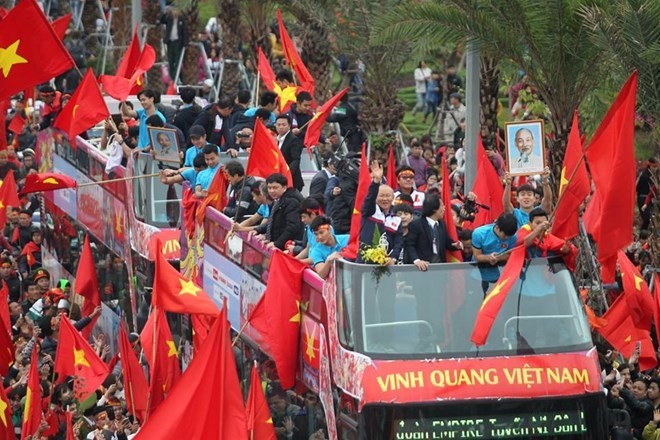 全國人民歡迎球隊凱旋歸國。