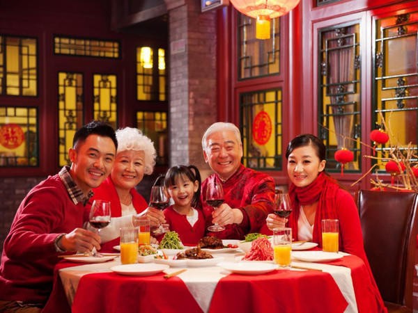 溫馨團聚時刻倍珍惜。（示意圖源：互聯網）