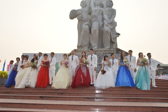 圖為滀臻省貧困勞動者的集體婚禮一瞥。