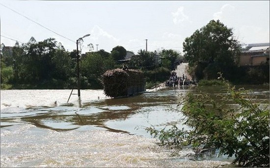 公安戰士捨己救人。圖為事發現場。（圖源：VOV）