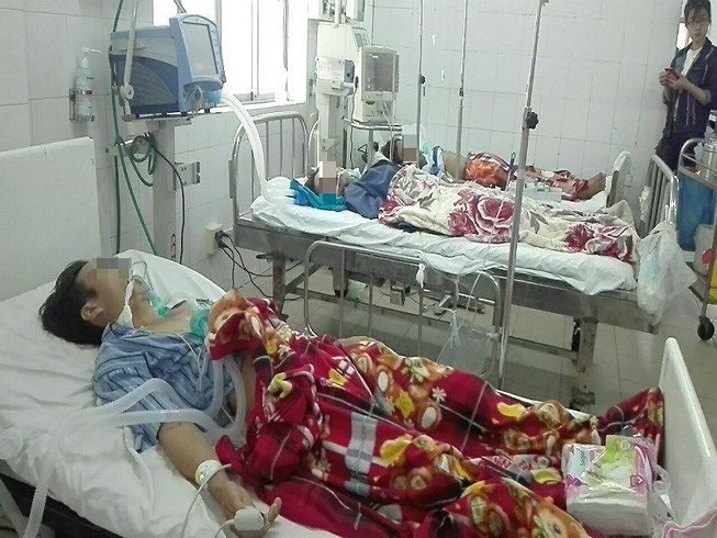 中毒者在重症監護室內進行嚴密監護和治療。