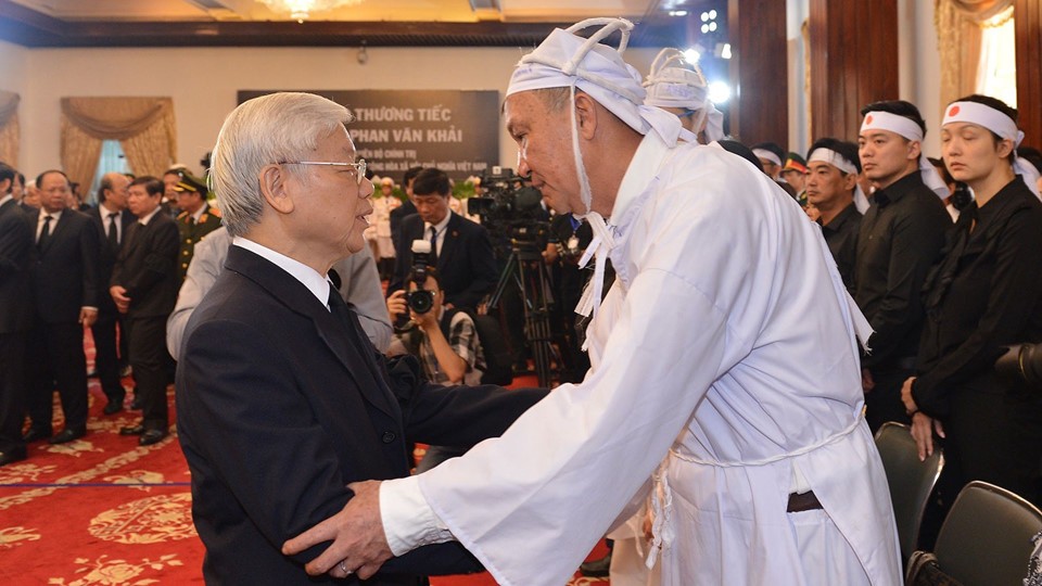 原政府總理潘文凱弔唁儀式舉行 ảnh 1