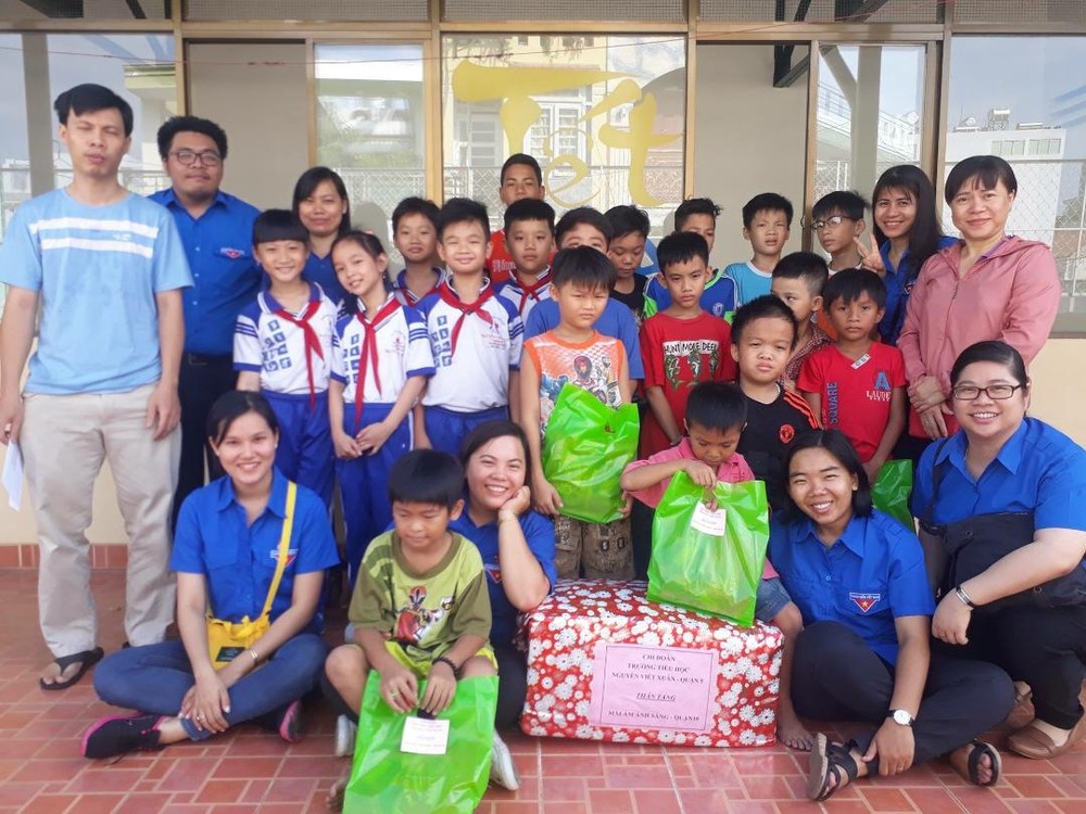 第五郡積極發揮青年志願精神 ảnh 1