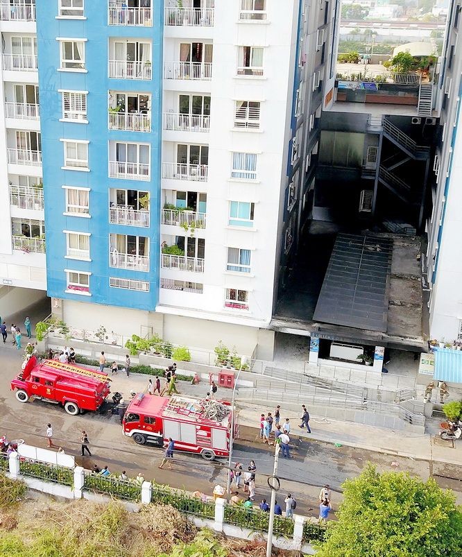 目前發生嚴重火警的Carina公寓。