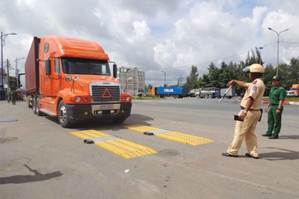 堅決處理超載車。（示意圖源：互聯網）