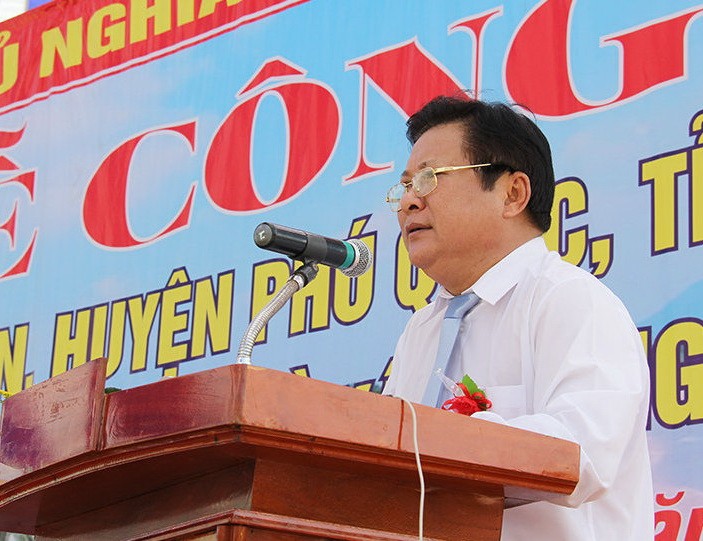 富國縣人委會主席丁科全。