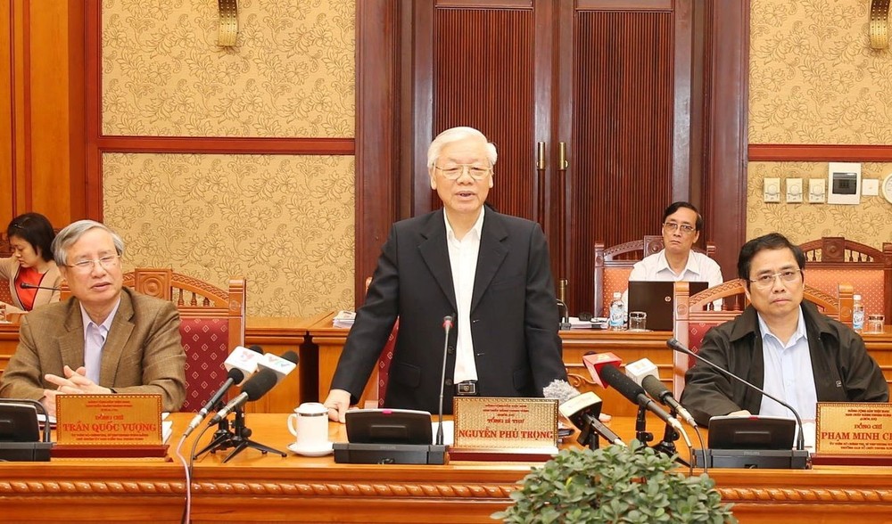 黨中央總書記阮富仲主持會議。（圖源：智勇）