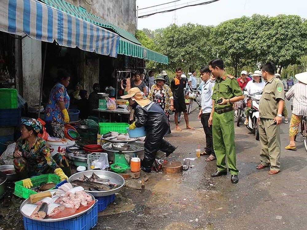 安裝攝像系統整頓人行道秩序 ảnh 1