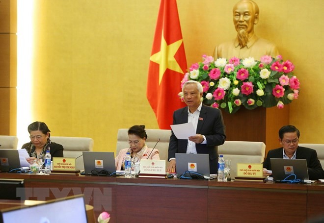 國會副主席汪周琉主持會議並發表演講。（圖源：楊江）