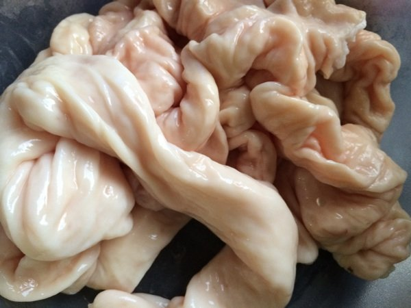 豬腸、豬肚。（示意圖源：互聯網 ）