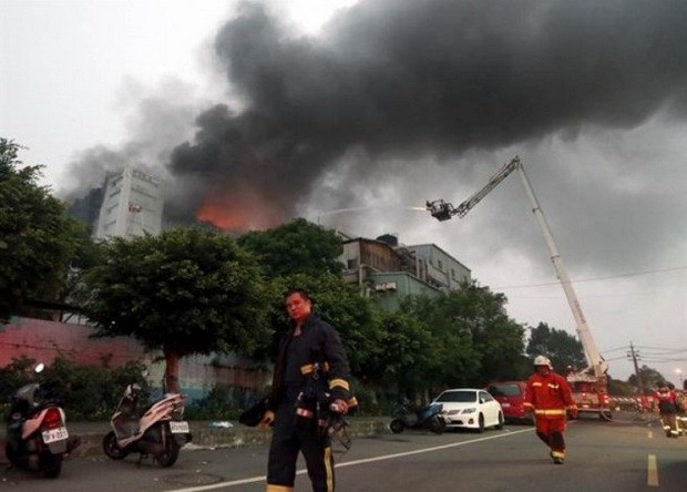 台灣桃園一工廠發生大火 7 死7 傷 ảnh 1