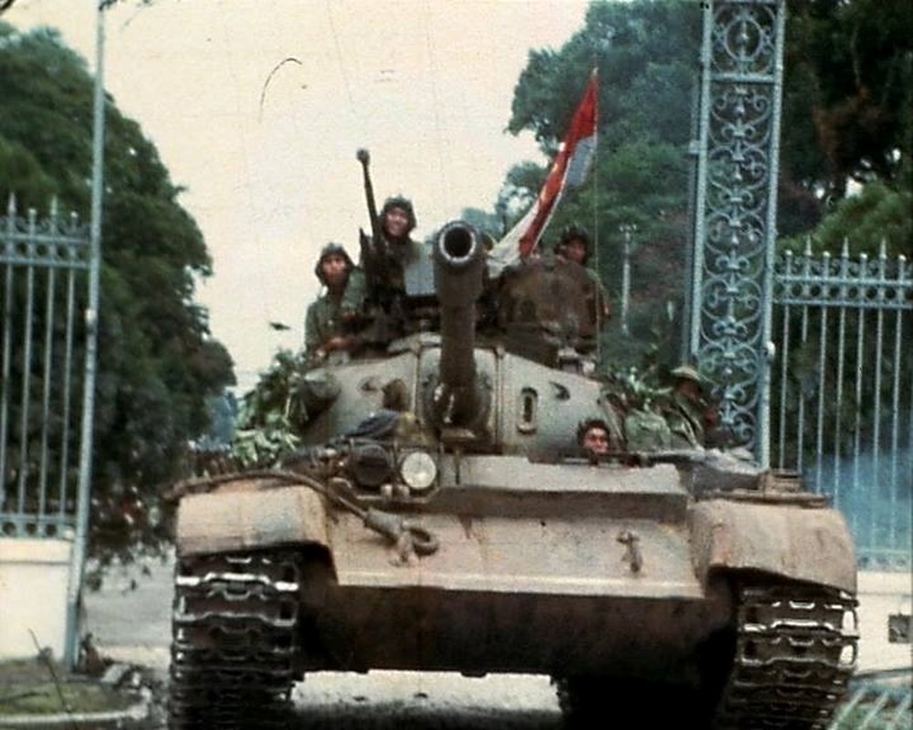 1975 年春季大捷的輝煌歷史里程碑 ảnh 1