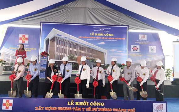 市衛生防疫中心新辦事處動工儀式。