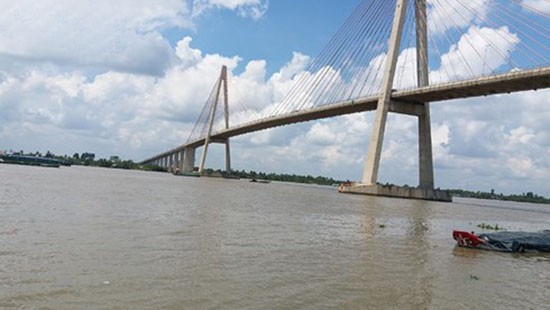 迪廟橋工程安全走廊範圍應受到嚴格的防護措施，不可在距離橋底150米的範圍內進行採沙。（圖源：日長）