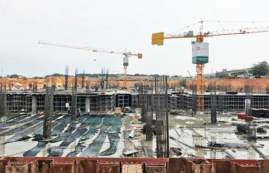 新東區車站的主站與停車區已完成打樁部分。